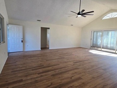 Welcome to Oak Run a 55+ Gated Active community with plenty of - photo 10