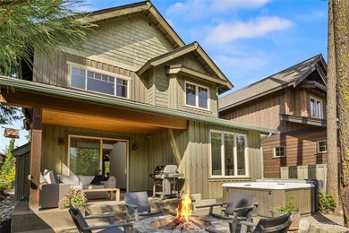 Experience mountain living at its finest in this beautifully - photo 2