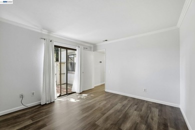 Don't miss this cozy, single-level, move-in ready condo in San - photo 22