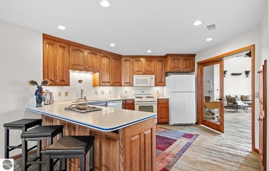 Golfer's dream home! Located in the exclusive gated golf - photo 25