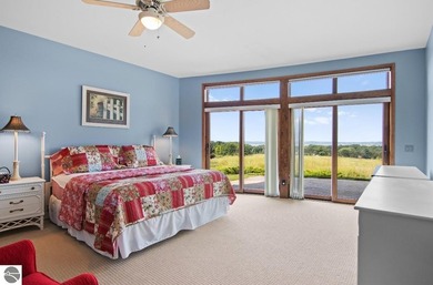 Golfer's dream home! Located in the exclusive gated golf - photo 30