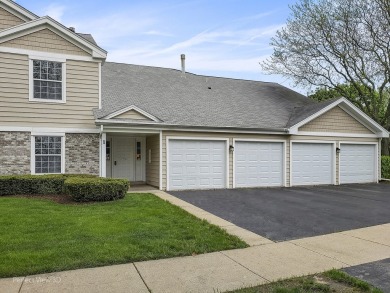 Lake Home For Sale in Schaumburg, Illinois