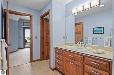 Golfer's dream home! Located in the exclusive gated golf - photo 31