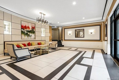 Pet Friendly, Renovated, and First Floor Convenience! Ditch the - photo 3