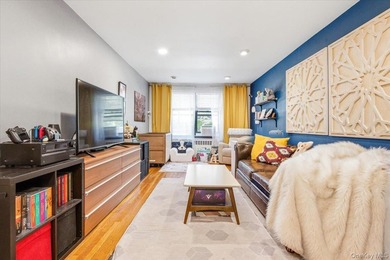 Pet Friendly, Renovated, and First Floor Convenience! Ditch the - photo 7