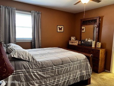 You won't want to miss out on this beautiful well maintained - photo 10