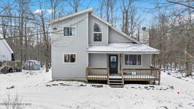 Lake Home For Sale in Tobyhanna, Pennsylvania