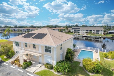 Cape Coral Lakes Area Condo Sale Pending in Cape Coral Florida