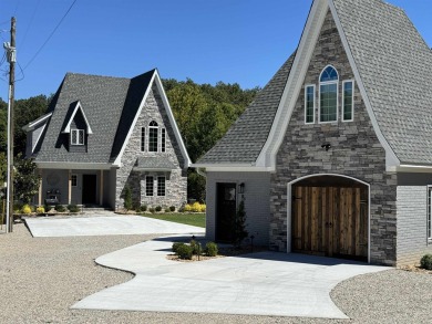 Lake Home For Sale in Cherokee Village, Arkansas