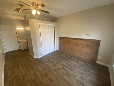 Welcome home to WESTCHESTER PLACE subdivision. This - photo 12