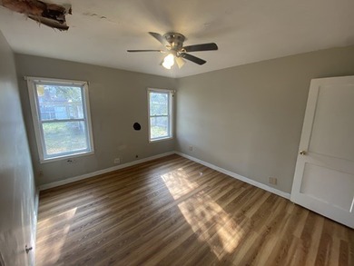 Welcome home to WESTCHESTER PLACE subdivision. This - photo 14