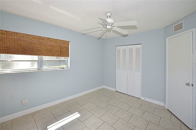 RARE FIND...1st Floor remodeled 2 Bed/2 Bath partially furnished - photo 17