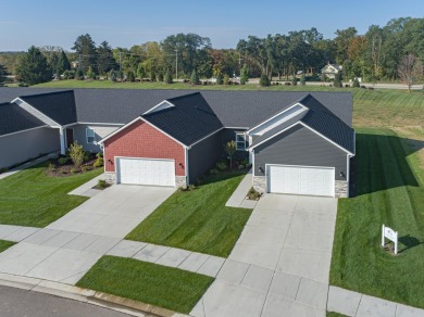 Lake Condo For Sale in Howell, Michigan