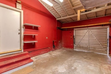 Welcome to this charming single-story home conveniently located - photo 21