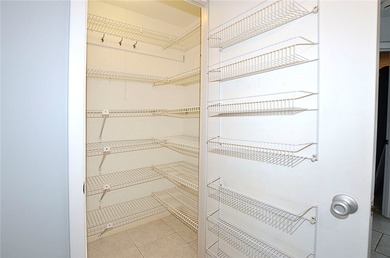 RARE FIND...1st Floor remodeled 2 Bed/2 Bath partially furnished - photo 21
