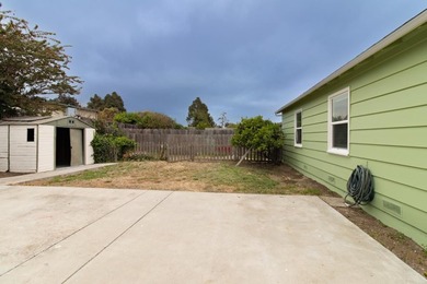 Welcome to this charming single-story home conveniently located - photo 25