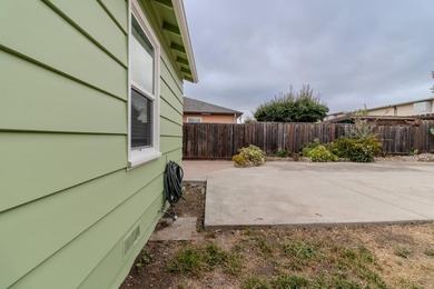 Welcome to this charming single-story home conveniently located - photo 33