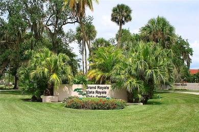 RARE FIND...1st Floor remodeled 2 Bed/2 Bath partially furnished - photo 33