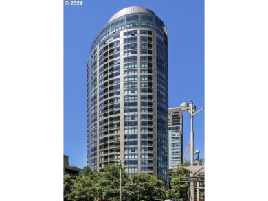 Lake Condo For Sale in Portland, Oregon