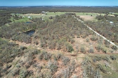 This 9 Acres (m/l) offers seclusion, the beauty of the Osage - photo 8