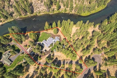 A riverfront sanctuary that comes to market once in a generation - photo 8