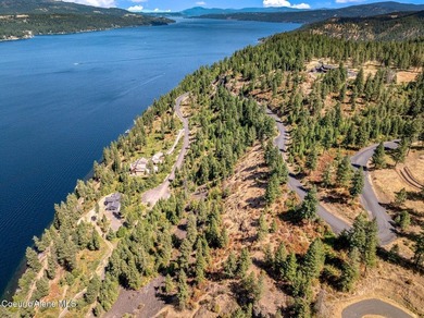 Waterfront Retreat: 14.55-acres of privacy on the shores of - photo 34