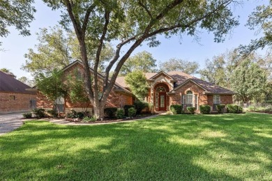 LOVELY 3-2-2 (with golf cart space) CUSTOM HOME IN PECAN - Lake Home For Sale in Granbury, Texas