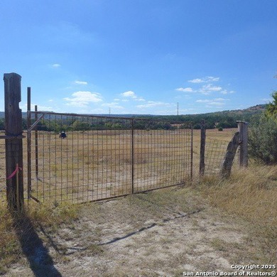 (private lake, pond, creek) Acreage For Sale in Comfort Texas