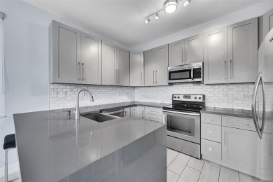 Lake Condo For Sale in Plantation, Florida