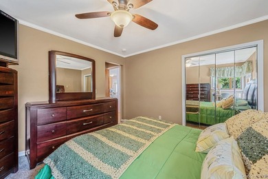 Beautifully maintained and move-in ready, this spacious - photo 29