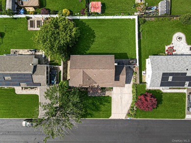 Beautifully maintained and move-in ready, this spacious - photo 34