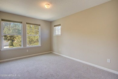 Beautiful David Weekley home in Greenleaf Village! Freshly - photo 34