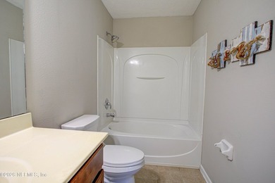 Beautiful David Weekley home in Greenleaf Village! Freshly - photo 38