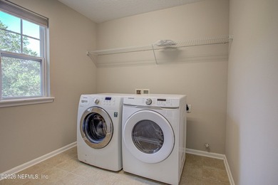 Beautiful David Weekley home in Greenleaf Village! Freshly - photo 50