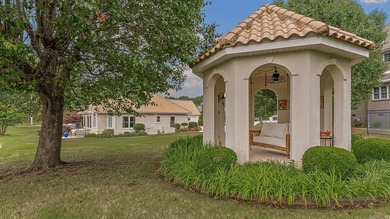 Welcome to 2207 Doral Cove, an exceptional golf course property - photo 3