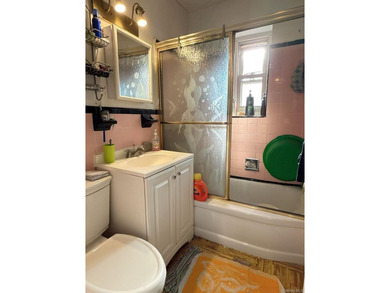 Located just a 2-minute walk from Queens College, this property - photo 8