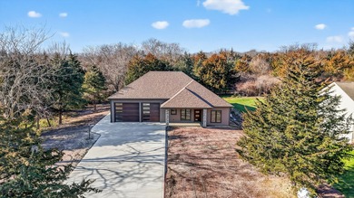 Lake Panorama Home For Sale in Panora Iowa