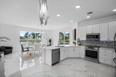 Lakefront living on an oversized cul-de-sac lot in Journey's - photo 7