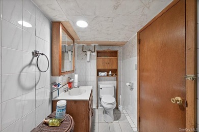 Welcome to 77 Irving Place in New Rochelle. This charming - photo 19