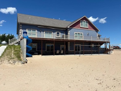 Experience lake living at its finest with this exceptional 7 - photo 19