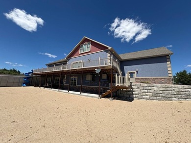 Experience lake living at its finest with this exceptional 7 - photo 20