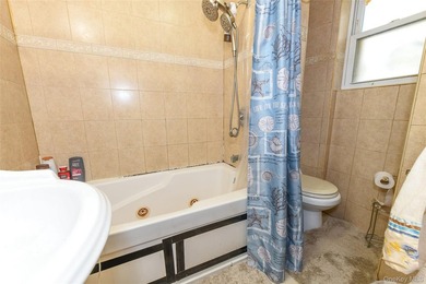 Well maintained two family in residential Rosedale. Both floors - photo 21