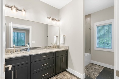 Nestled in the heart of the highly sought-after Solstice Park - photo 32