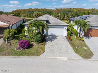 Lake Home For Sale in Fort Myers, Florida