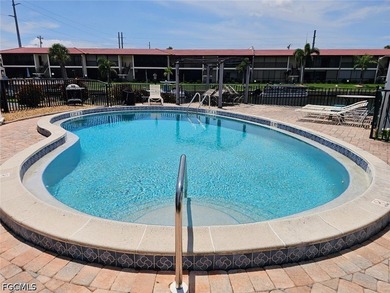 Just Reduced! Waterfront Gulf Access Condo with approximately - photo 5