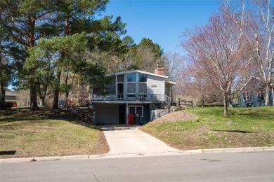 Lake Victoria Home For Sale in Alexandria Minnesota