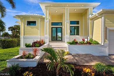Brand-new waterfront luxury in Cape Coral's iconic Yacht Club - photo 3