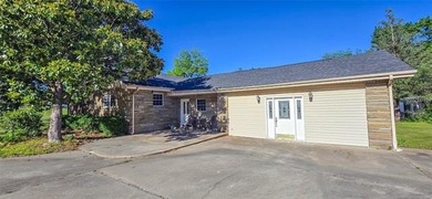 HOME SWEET HOME-JUST MINUTES FROM THE LAKE! Discover the perfect - photo 3