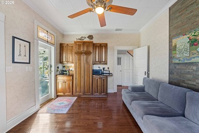 NEW PRICE, MOTIVATED SELLER!! Beautifully updated Victorian home - photo 13