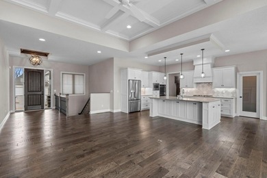 Welcome to one of the premier waterfront opportunities in - photo 18